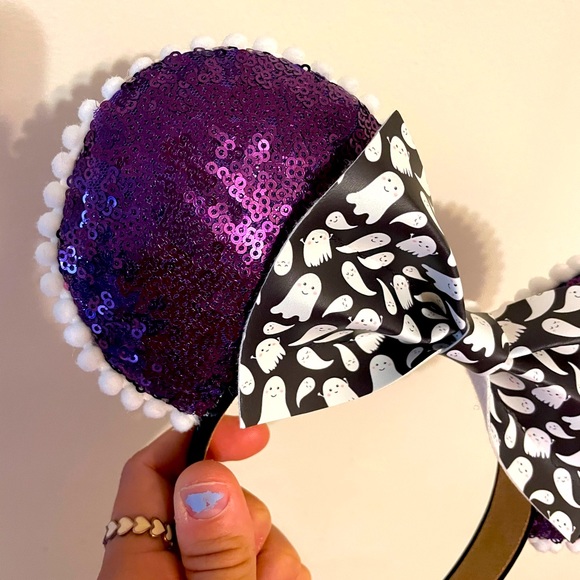 Purple sequin mouse ears, mouse ears, Minnie Mouse - Picture 4 of 5